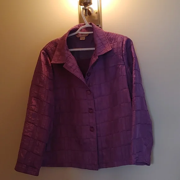 Ladies jacket - Picture 1 of 6